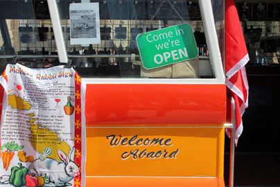 welcome souvenir bus